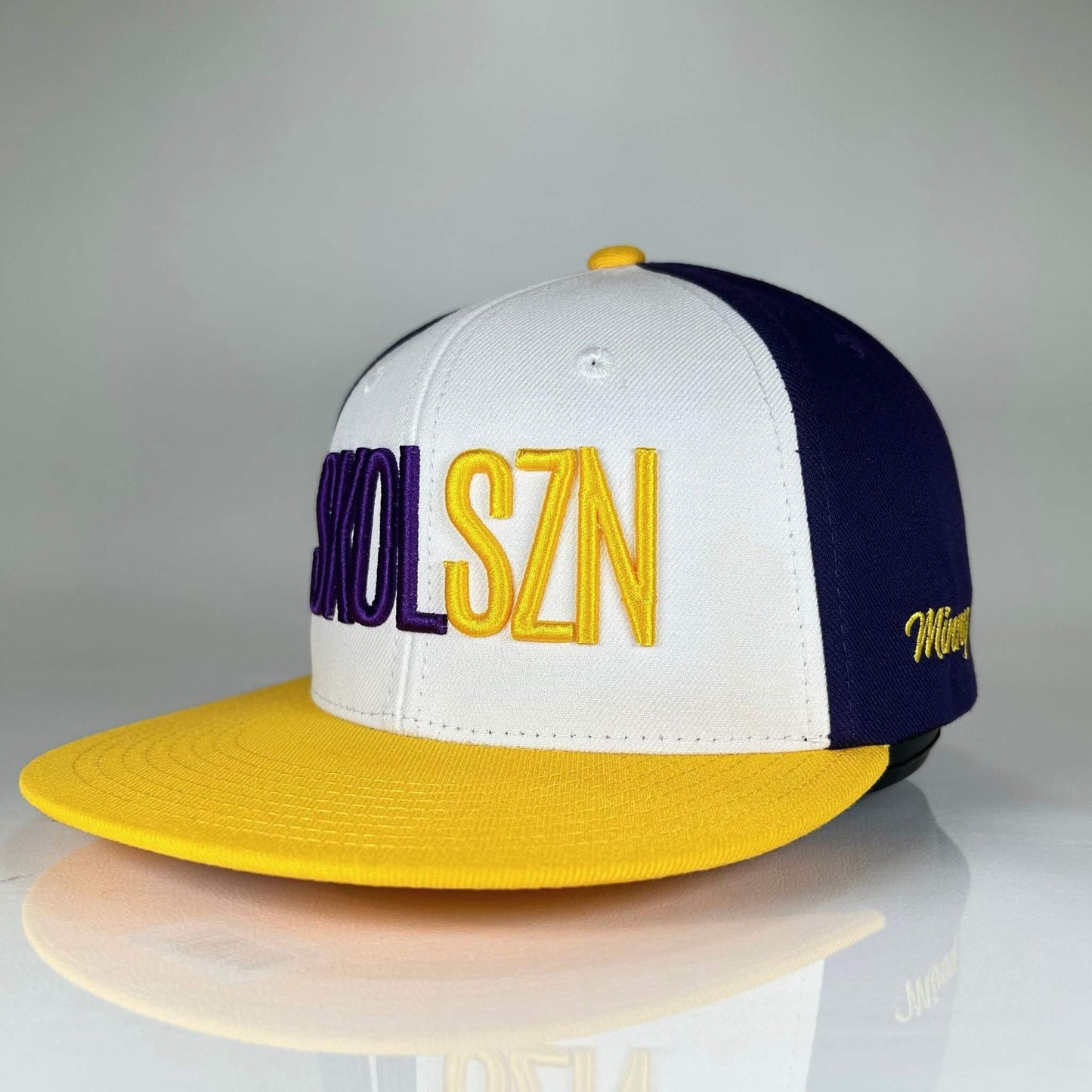 SKOLSZN Flat Bill Snapback – Minnesota Football Inspired (Purple/White/Yellow) - Minny Golf Co