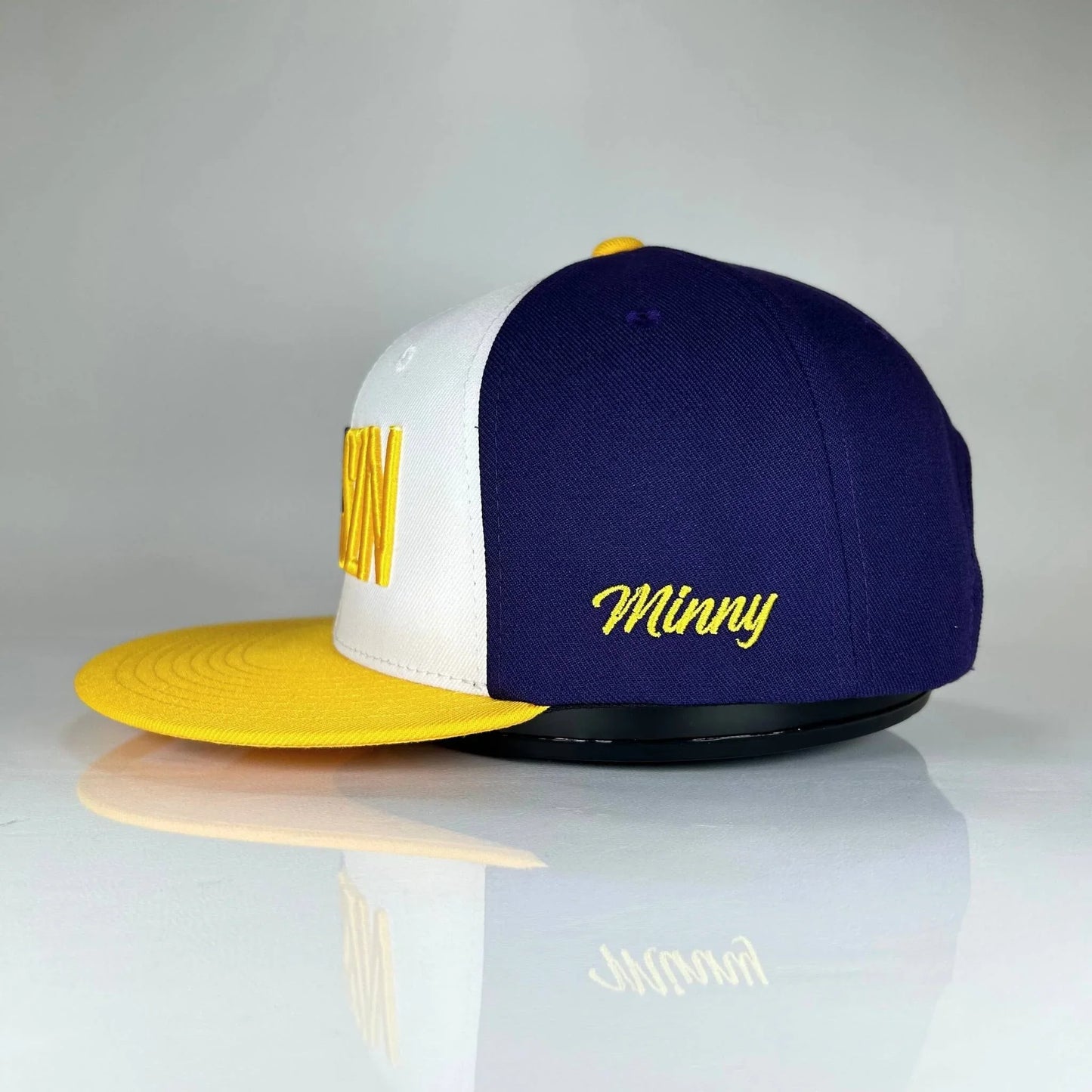 SKOLSZN Flat Bill Snapback – Minnesota Football Inspired (Purple/White/Yellow) - Minny Golf Co